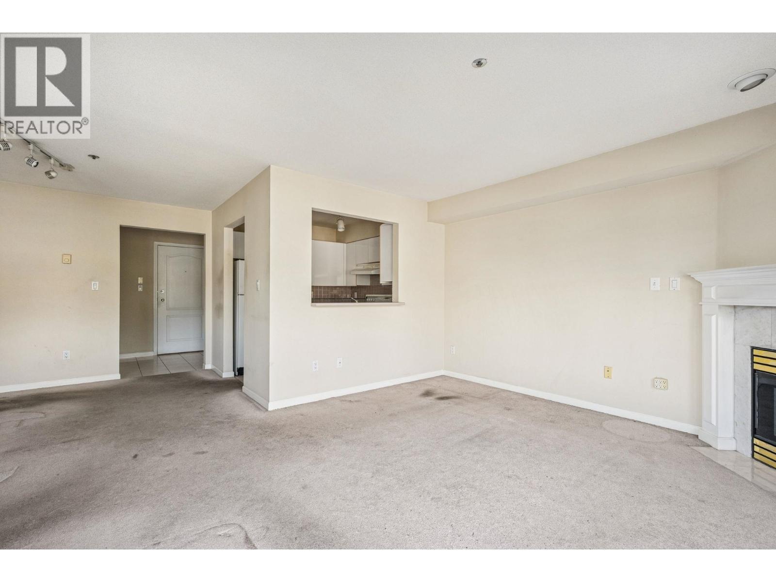 Listing Picture 9 of 23 : 304 1989 W 1ST AVENUE, Vancouver / 溫哥華 - 魯藝地產 Yvonne Lu Group - MLS Medallion Club Member