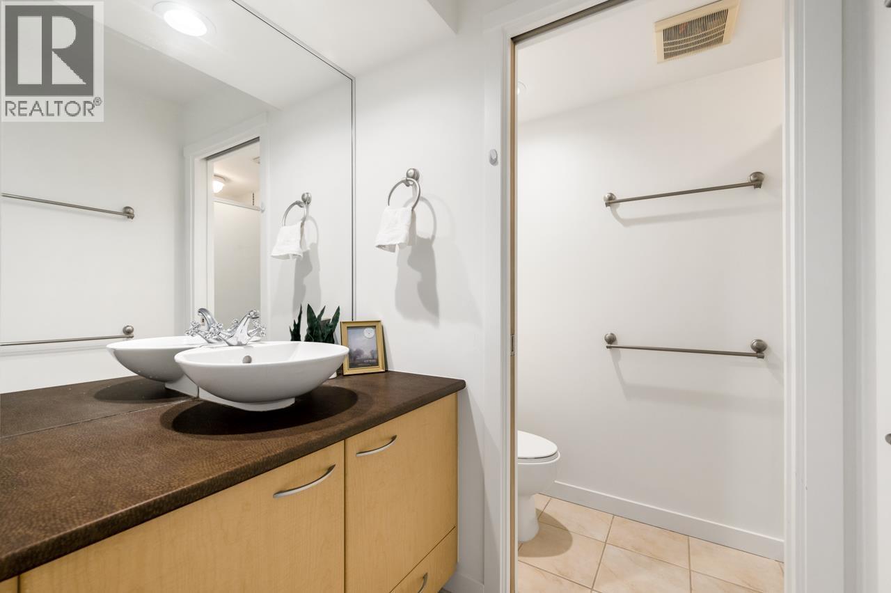 2403 969 Richards Street, Vancouver, British Columbia  V6B 3B6 - Photo 13 - R3089861