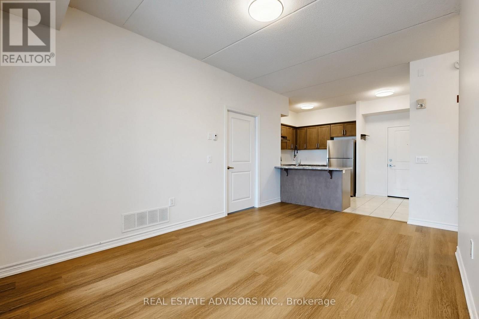 306 - 630 Sauve Street, Milton, Ontario  L9T 9A6 - Photo 8 - W12788704