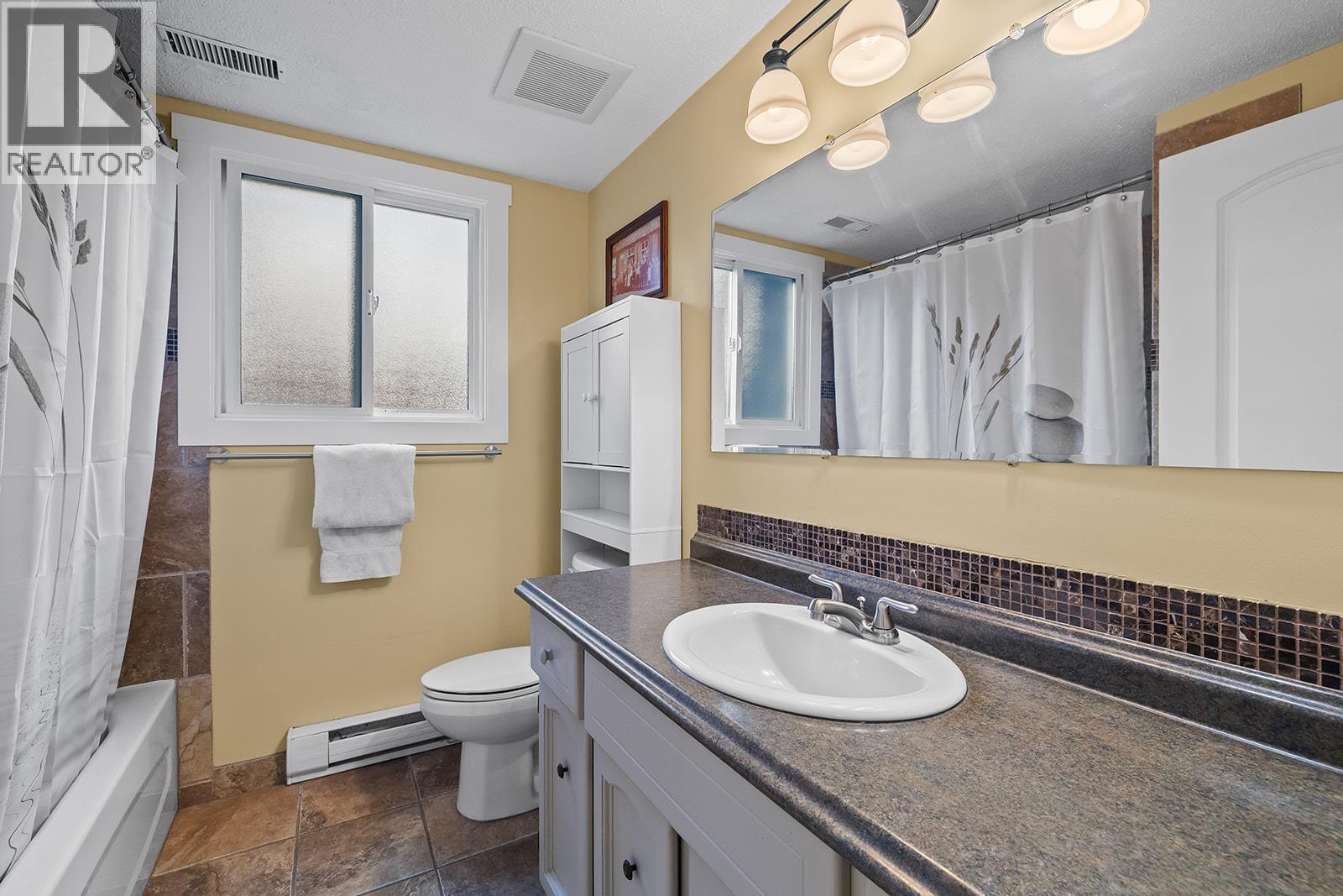 565 Hemlock Road, Kelowna, British Columbia  V1X 4W8 - Photo 33 - 10375750