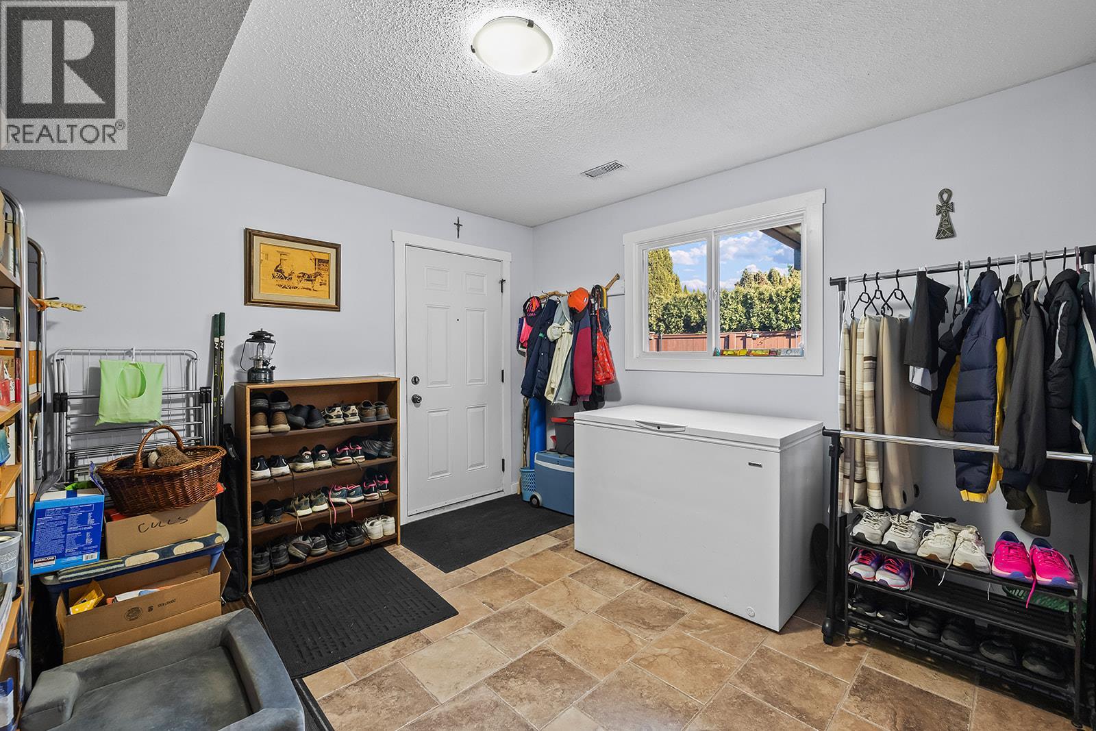 565 Hemlock Road, Kelowna, British Columbia  V1X 4W8 - Photo 35 - 10375750