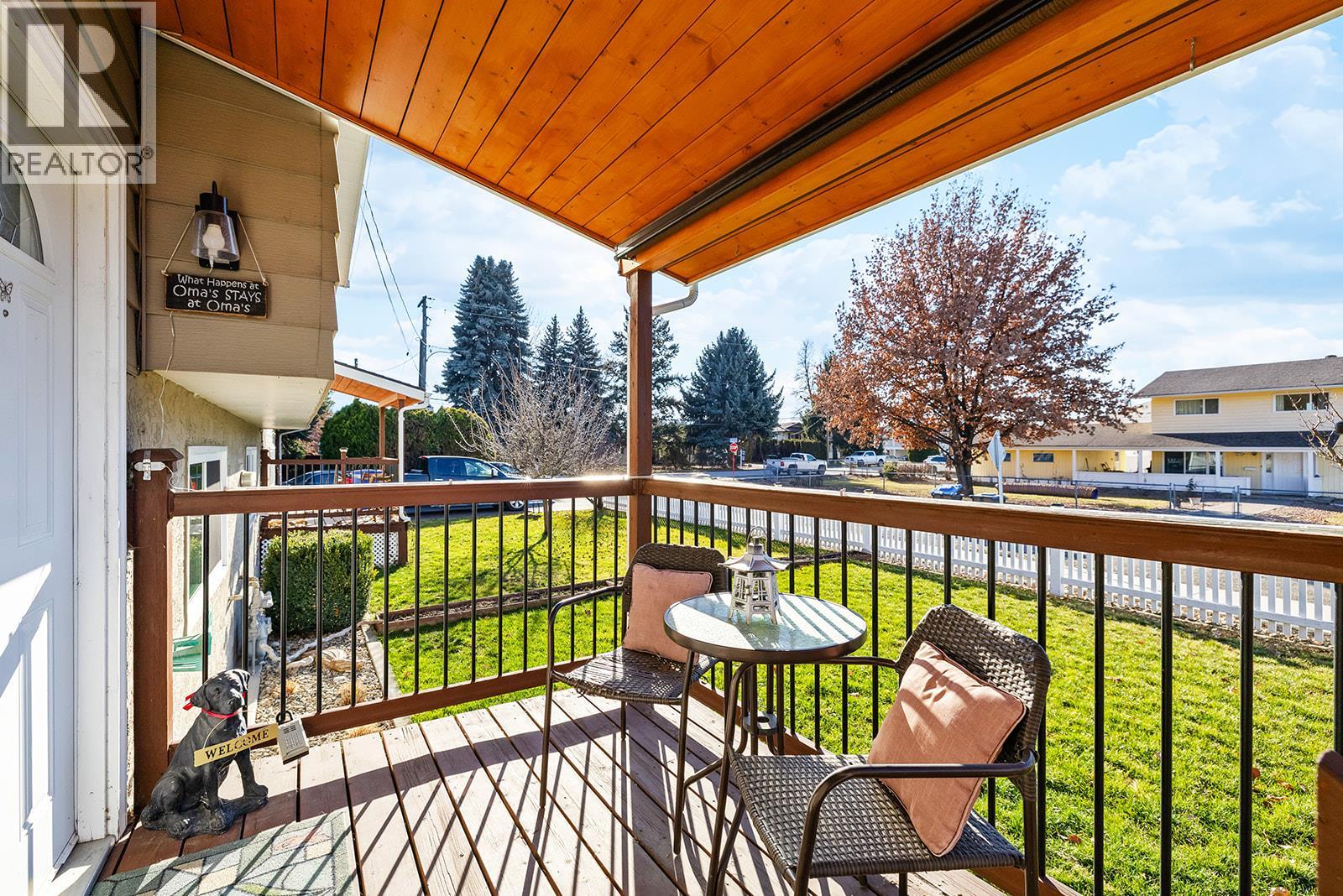 565 Hemlock Road, Kelowna, British Columbia  V1X 4W8 - Photo 6 - 10375750