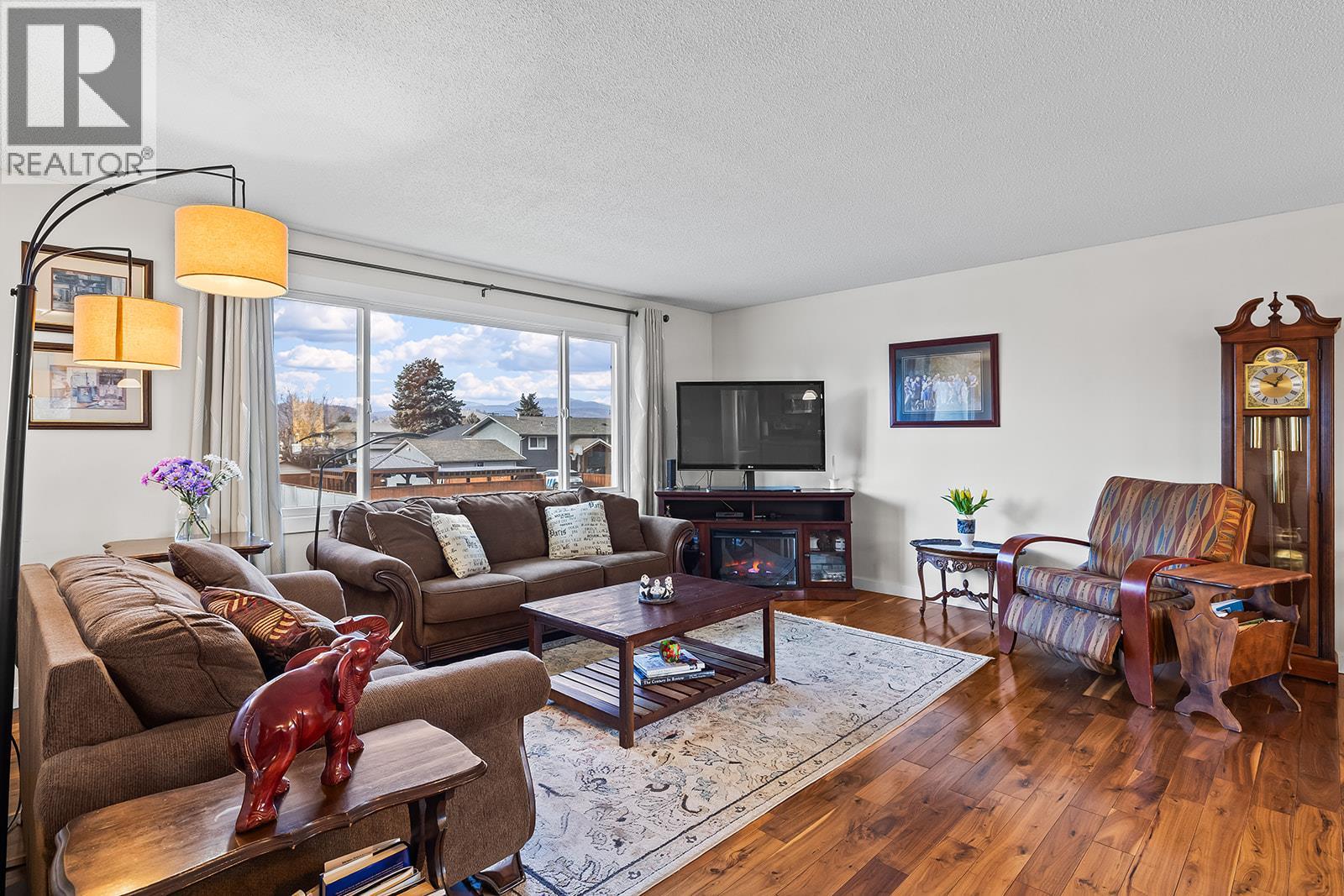 565 Hemlock Road, Kelowna, British Columbia  V1X 4W8 - Photo 8 - 10375750