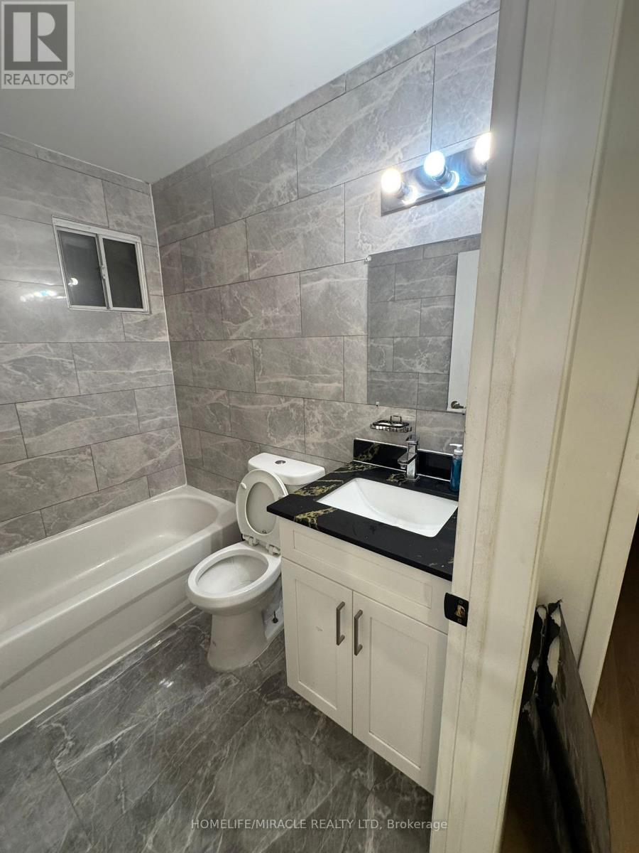 78 Walpole Avenue E, Toronto, Ontario  M4L 2J1 - Photo 18 - E12785702