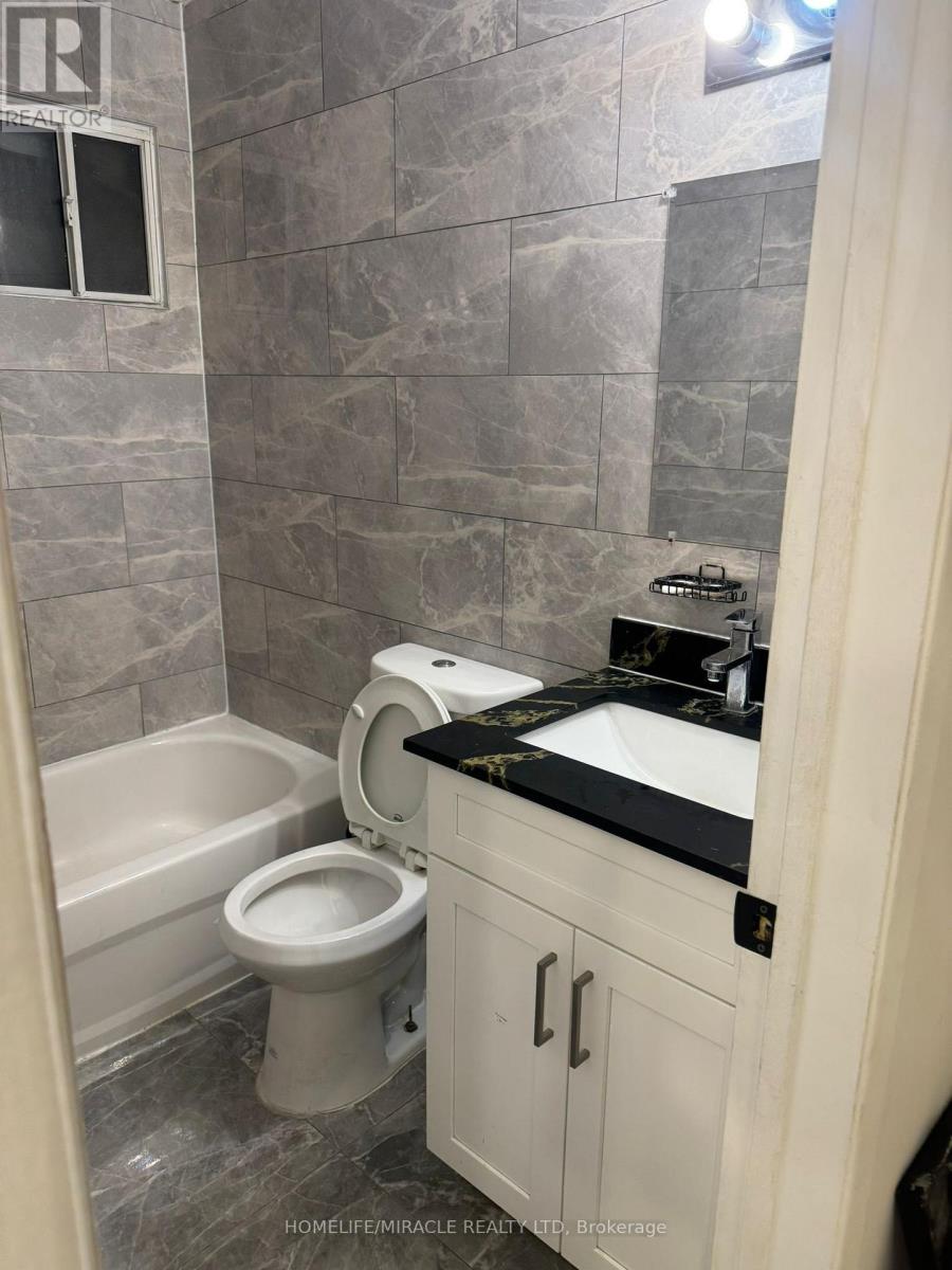 78 Walpole Avenue E, Toronto, Ontario  M4L 2J1 - Photo 17 - E12785702