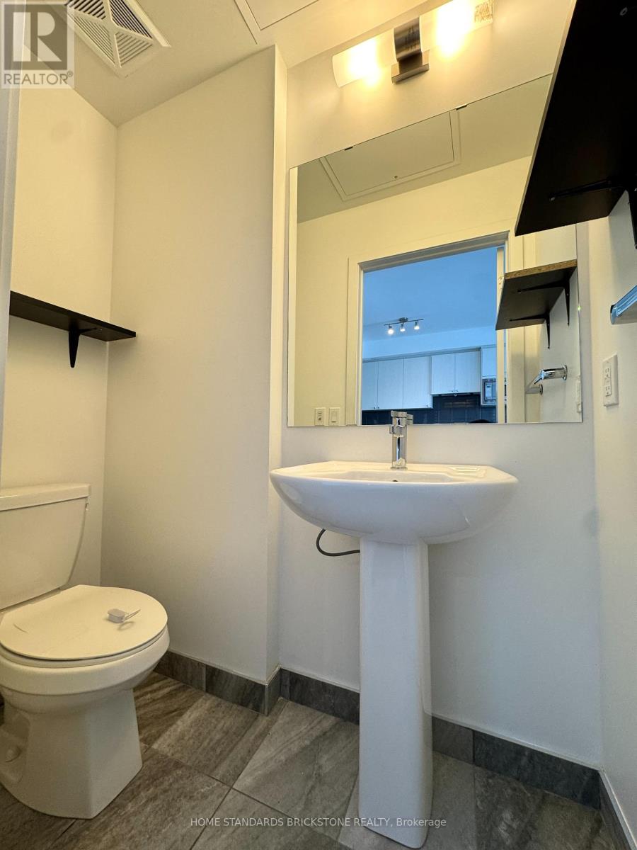 207 - 155 Downsview Park Boulevard, Toronto, Ontario  M3K 0E3 - Photo 7 - W12772376