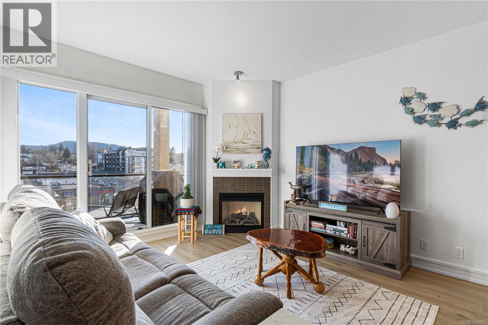 606 194 Beachside Dr, Parksville, British Columbia