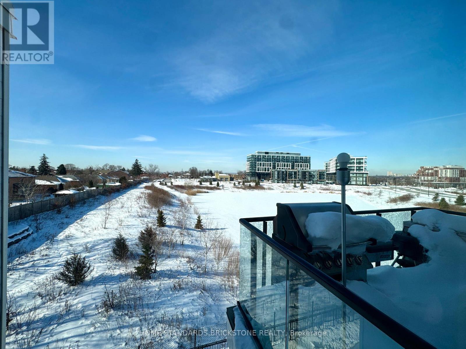 207 - 155 Downsview Park Boulevard, Toronto, Ontario  M3K 0E3 - Photo 11 - W12772376