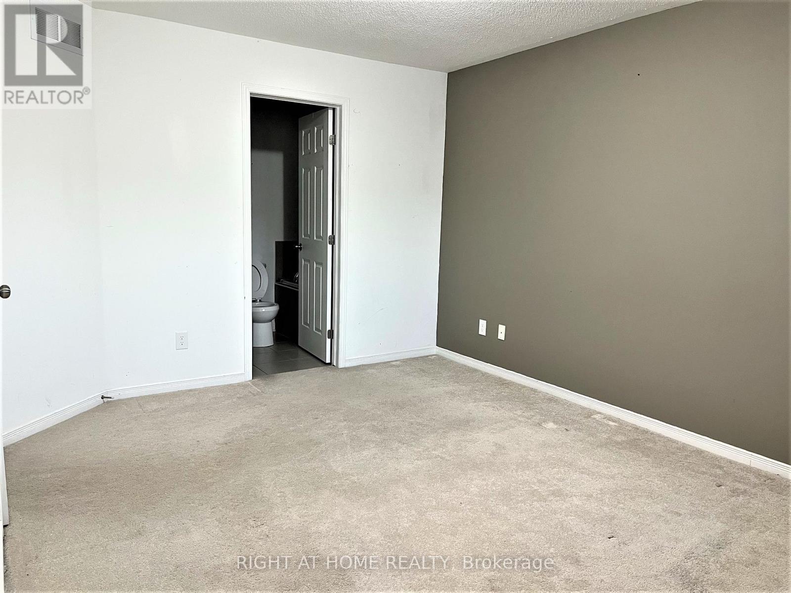 39 Dundalk Private, Ottawa, Ontario  K2J 0J5 - Photo 17 - X12788762