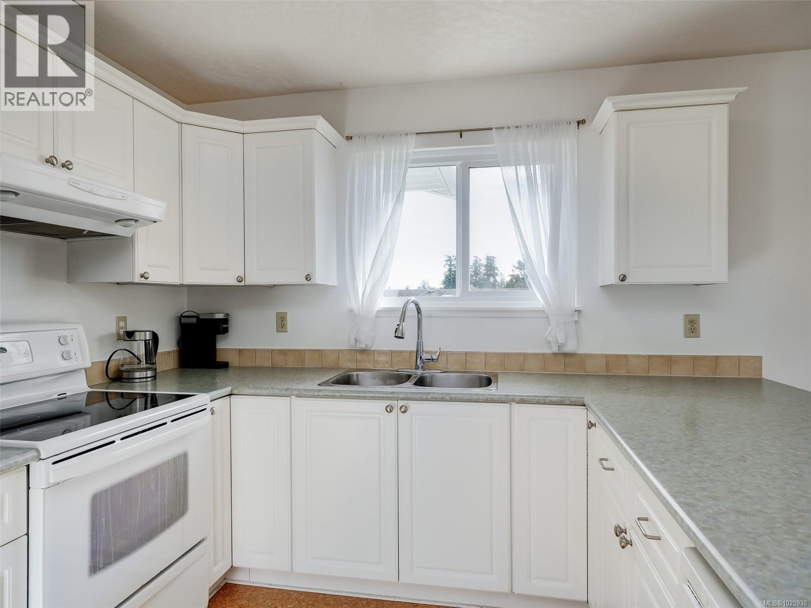 39 4125 Interurban Rd, Saanich, British Columbia  V8Z 4W8 - Photo 8 - 1025930