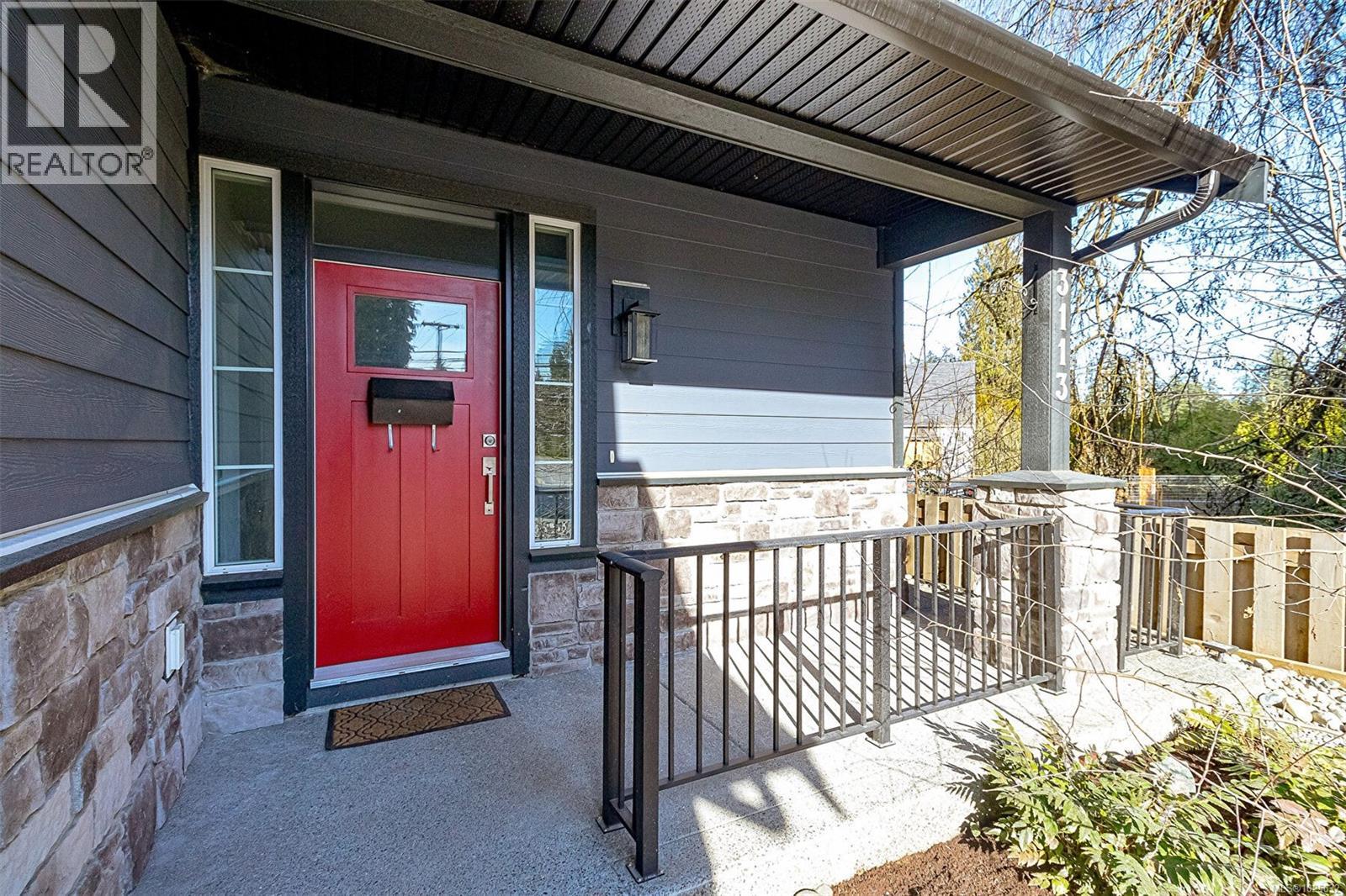 3113 Gibbins Rd, Duncan, British Columbia  V9L 1E9 - Photo 4 - 1025632