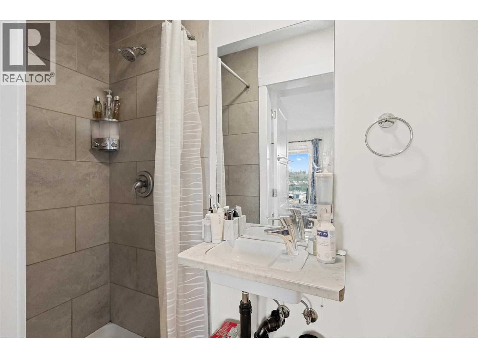 1701 Foxtail Drive Unit# 123, Kamloops, British Columbia  V1S 0B1 - Photo 22 - 10376013