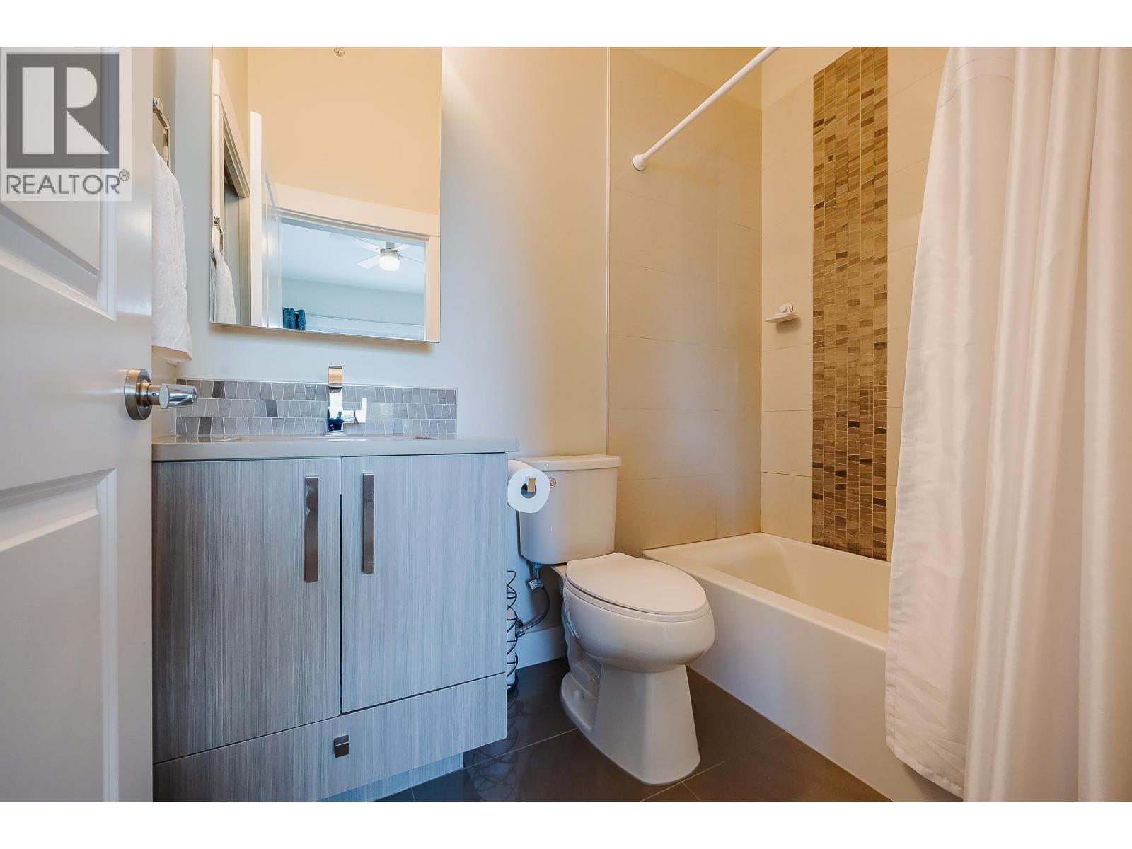 409 22327 River Road, Maple Ridge, British Columbia  V2X 2C7 - Photo 19 - R3075390