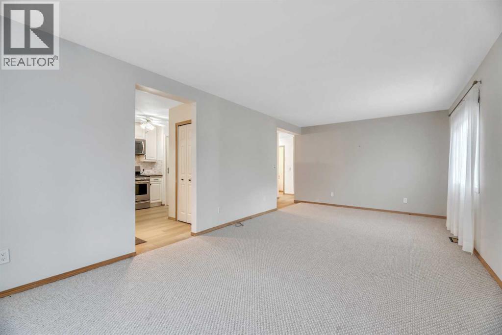 111 Brentwood Drive, Strathmore, Alberta  T1P 1E4 - Photo 11 - A2285276