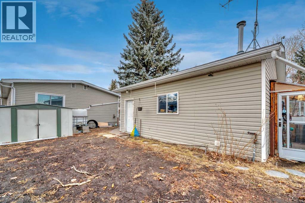 111 Brentwood Drive, Strathmore, Alberta  T1P 1E4 - Photo 9 - A2285276