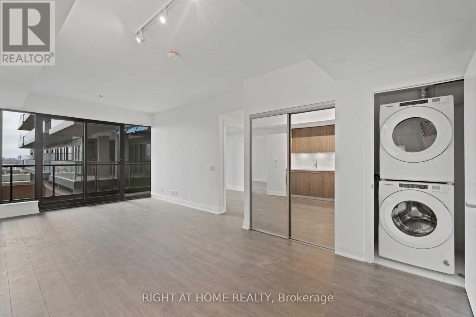 812 - 33 Frederick Todd Way, Toronto, Ontario  M4G 0C9 - Photo 7 - C12788730