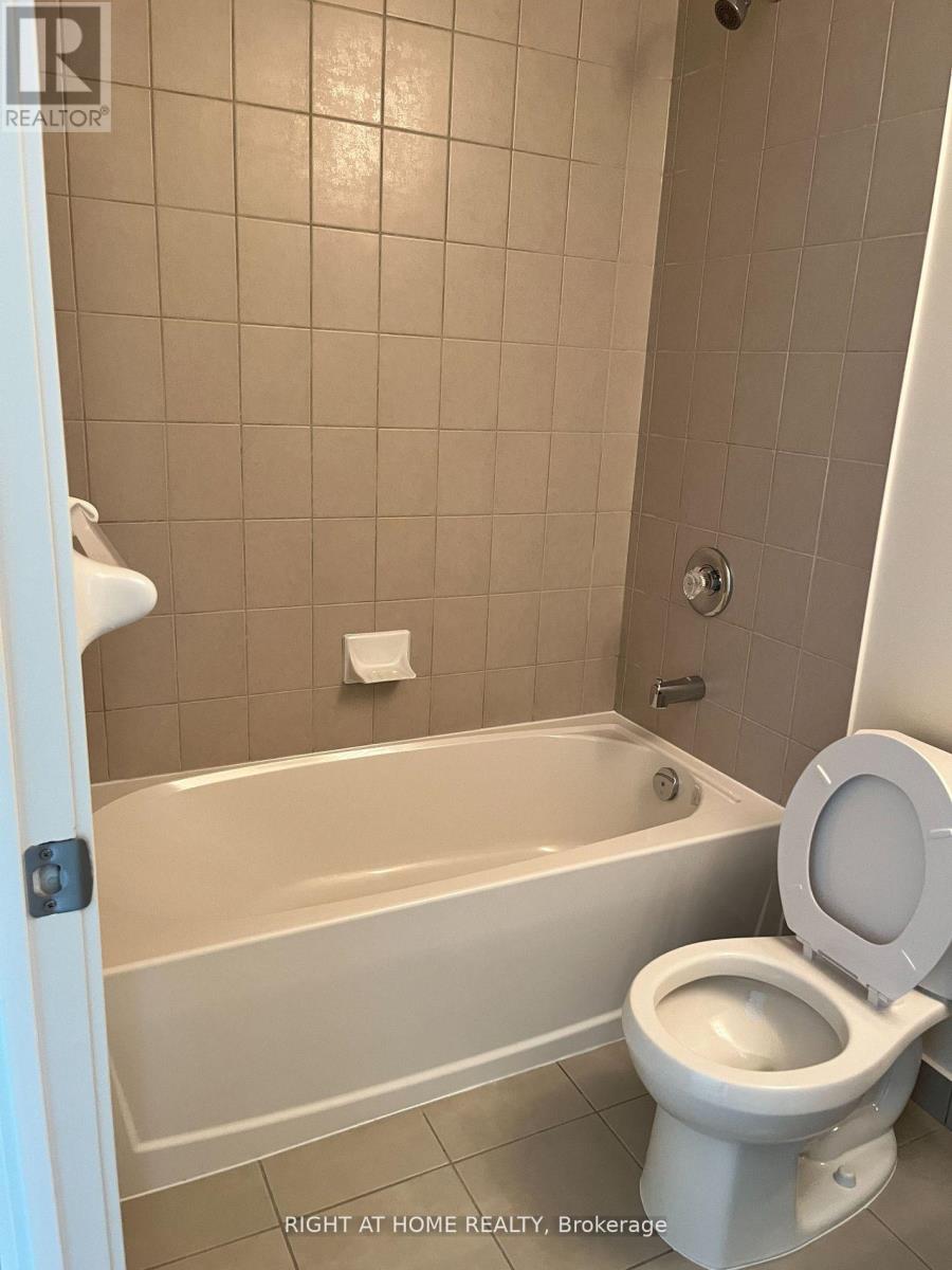 4099 Yonge Street, Toronto, Ontario  M2N 0L8 - Photo 13 - C12788736