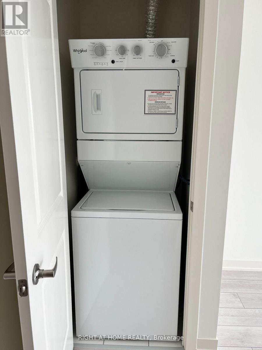 4099 Yonge Street, Toronto, Ontario  M2N 0L8 - Photo 9 - C12788736