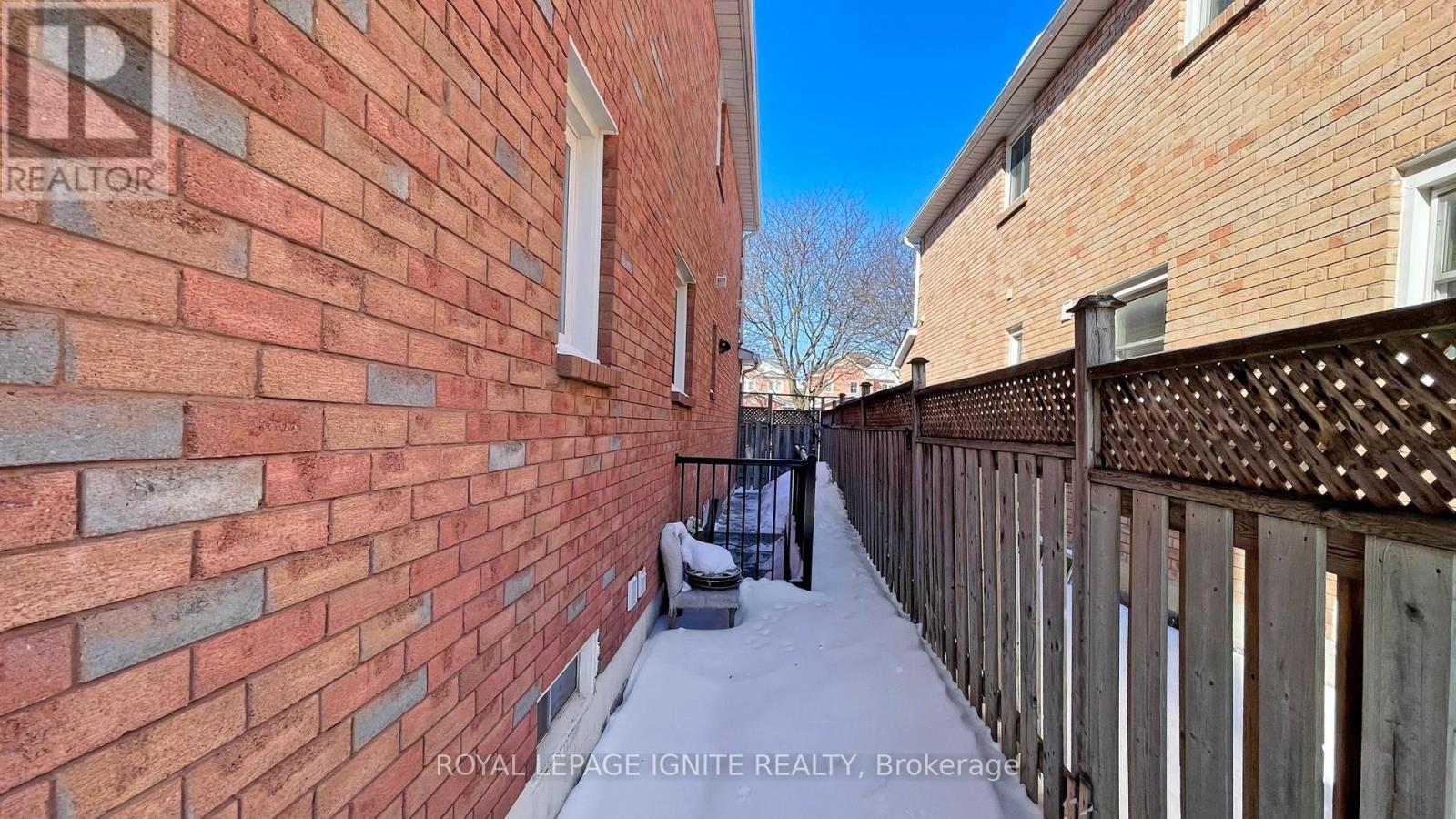 11 Iles Street, Ajax, Ontario  L1T 3V4 - Photo 33 - E12788764