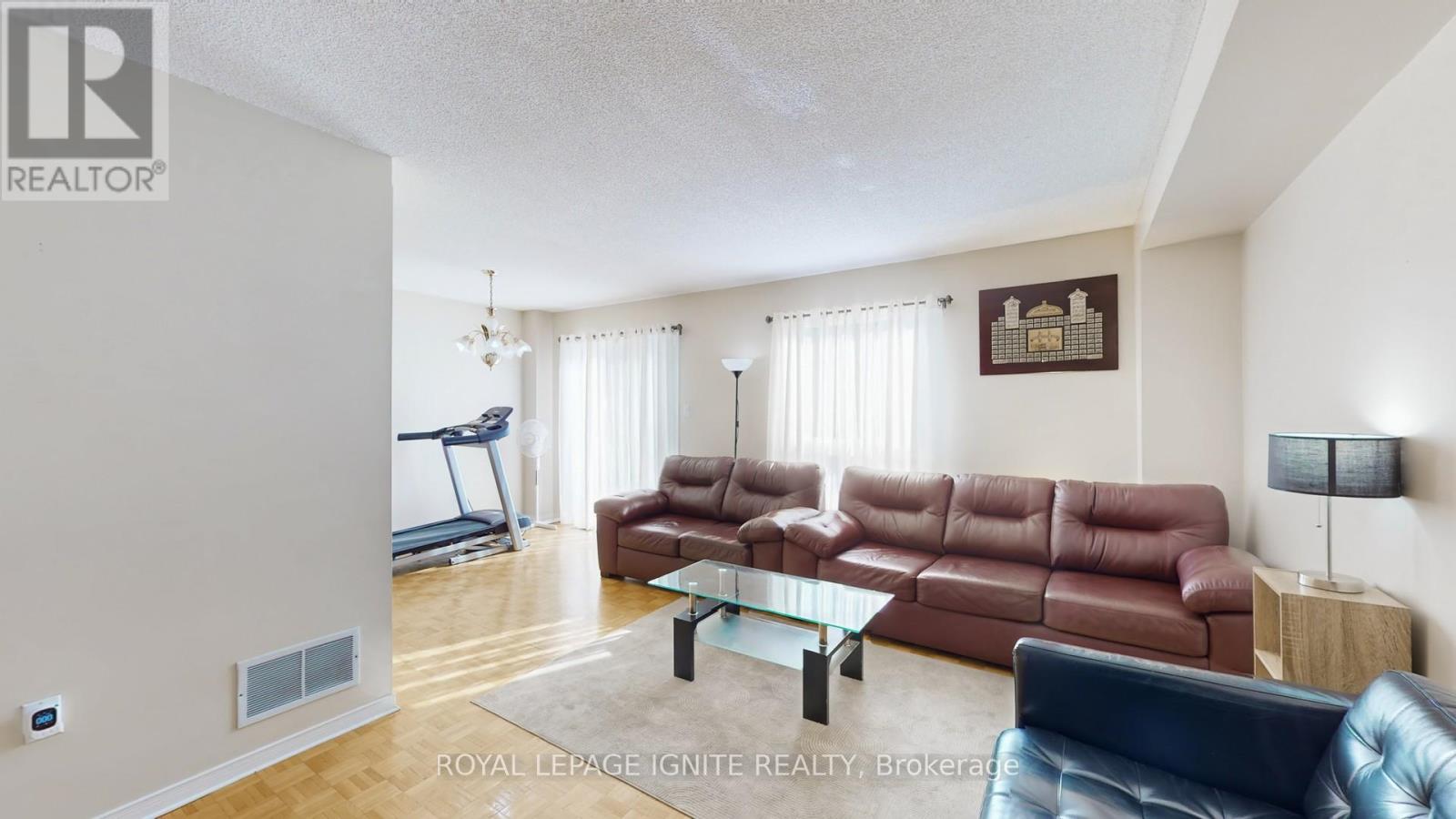 11 Iles Street, Ajax, Ontario  L1T 3V4 - Photo 4 - E12788764