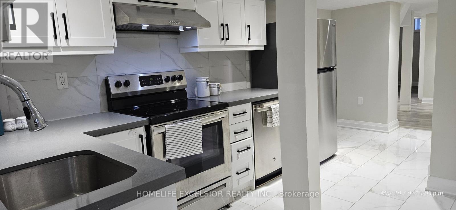 Basement - 6 Fitzroy Avenue, Markham, Ontario  L6E 0J4 - Photo 2 - N12788722