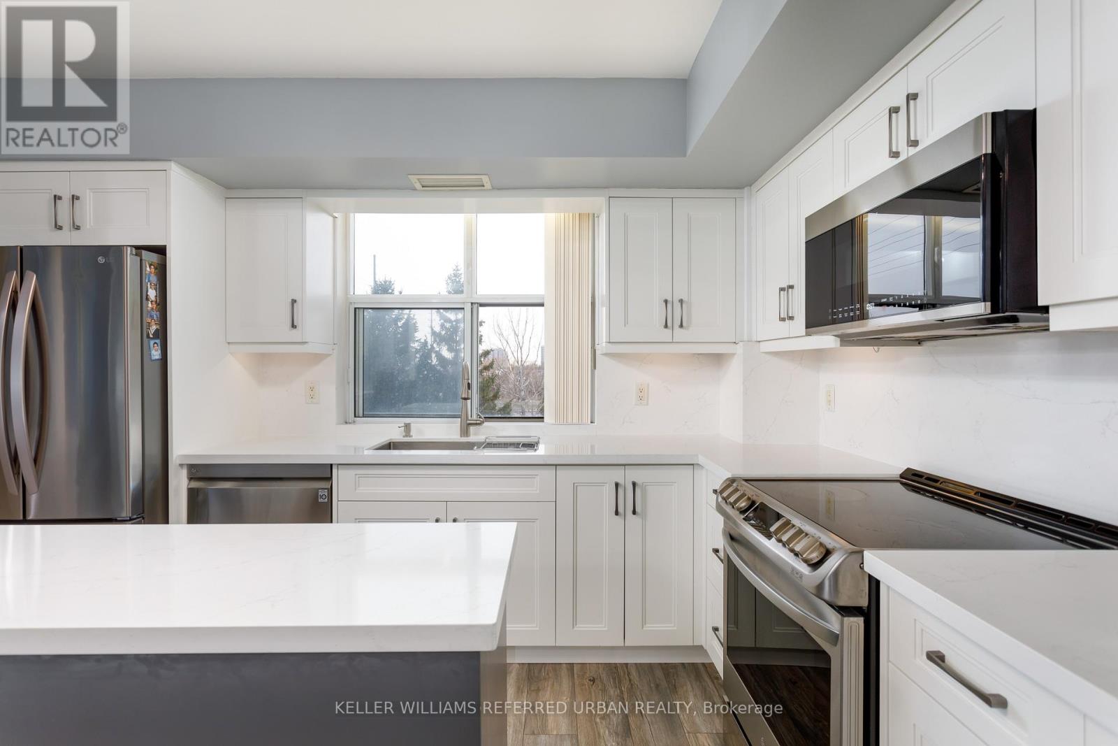 317 - 2500 Rutherford Road, Vaughan, Ontario  L4K 5N7 - Photo 5 - N12788750