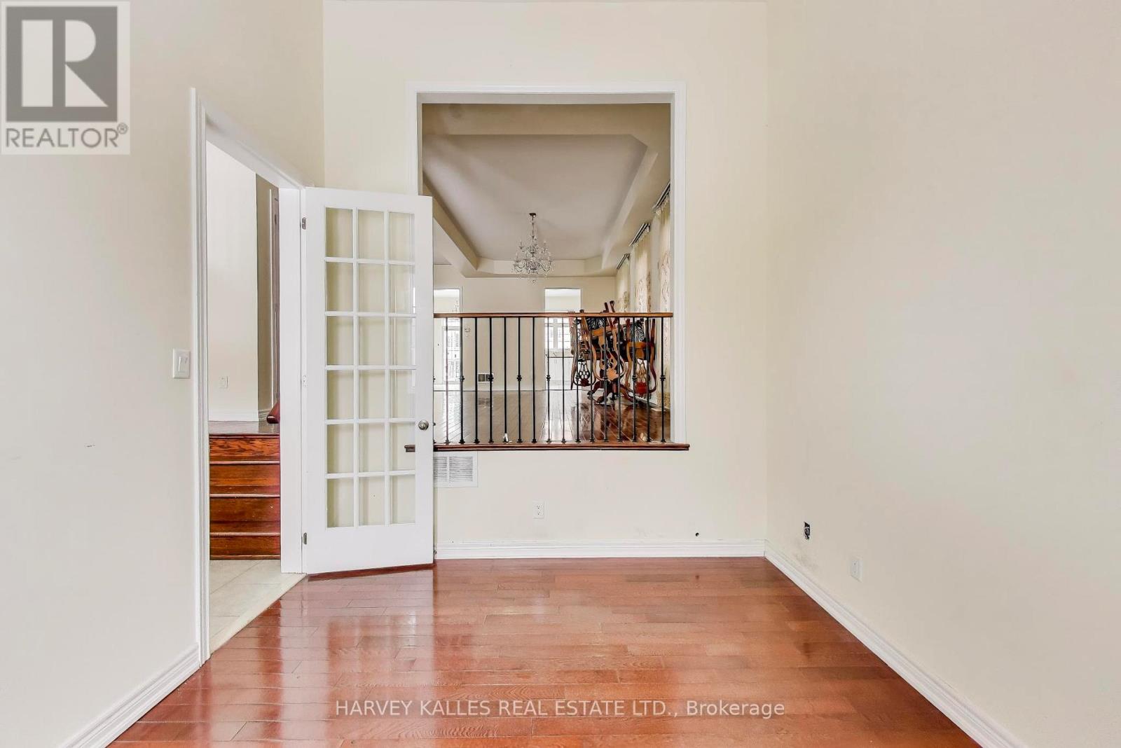 28 Morganfield Court, Richmond Hill, Ontario  L4E 0S6 - Photo 22 - N12788786