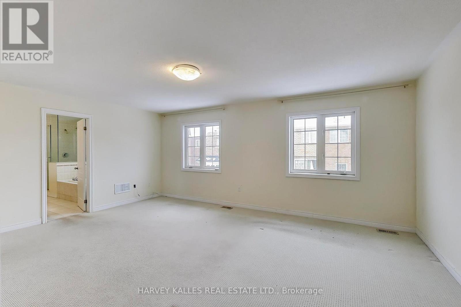 28 Morganfield Court, Richmond Hill, Ontario  L4E 0S6 - Photo 26 - N12788786