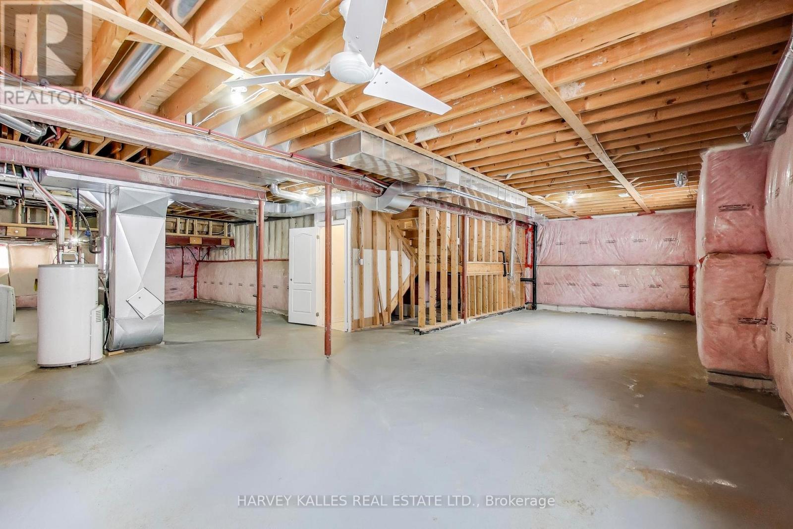 28 Morganfield Court, Richmond Hill, Ontario  L4E 0S6 - Photo 41 - N12788786