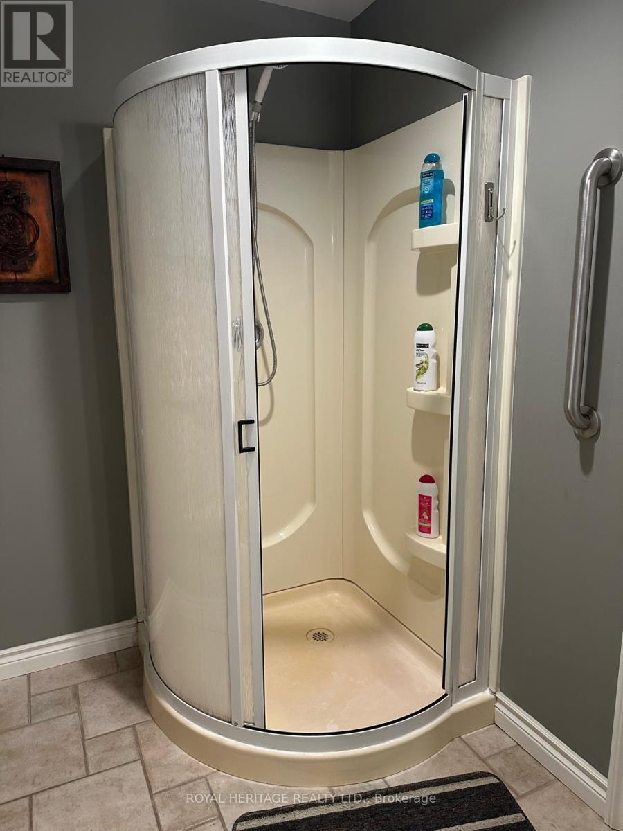 3911 Menoke Beach Road, Severn, Ontario  L3V 0Y9 - Photo 23 - S12788744