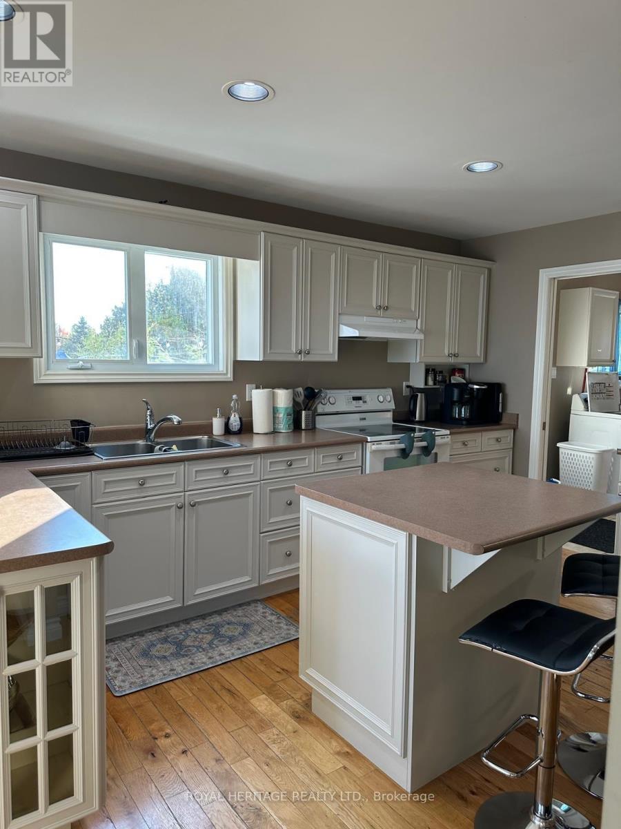 3911 Menoke Beach Road, Severn, Ontario  L3V 0Y9 - Photo 3 - S12788744