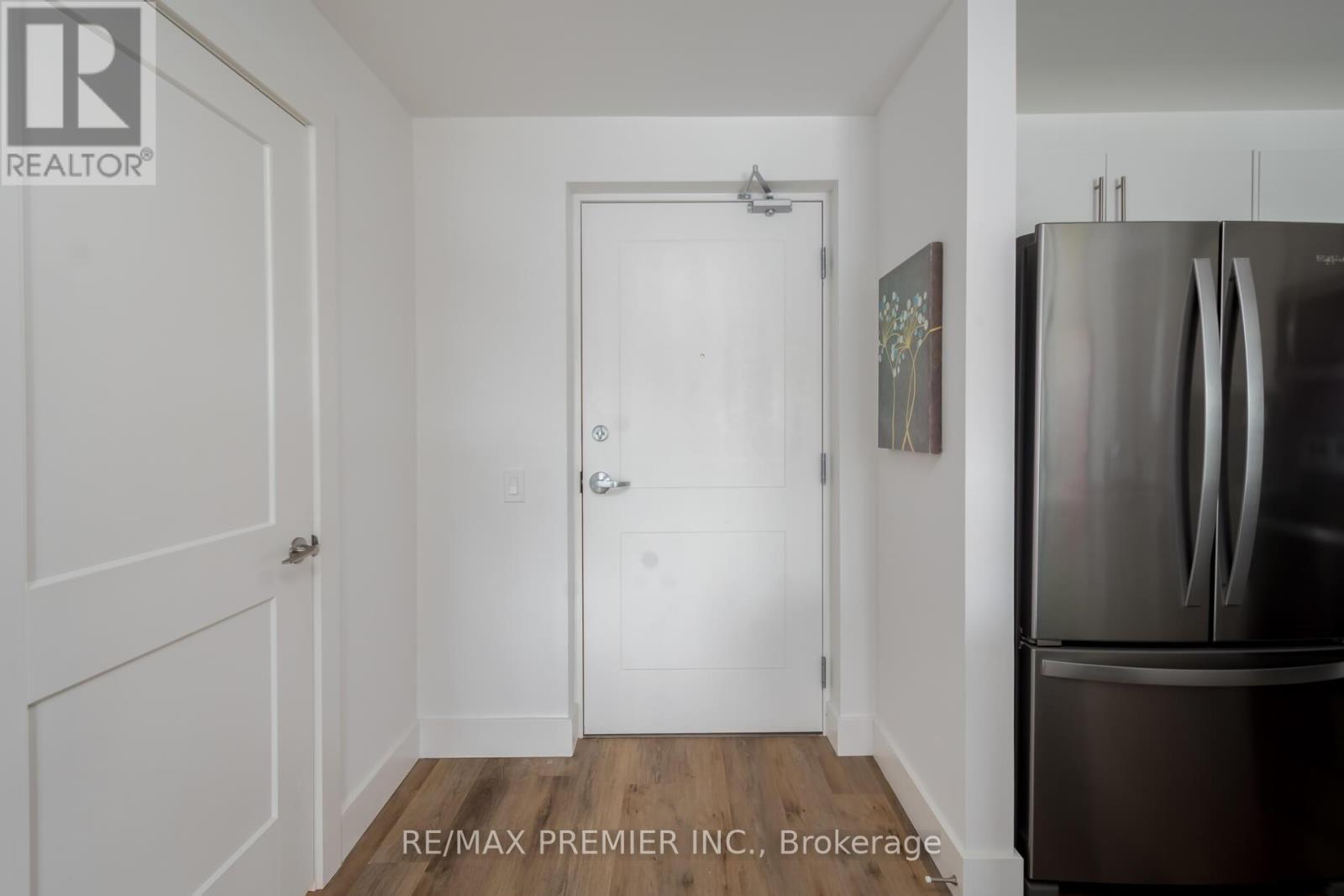 120 - 4 Kimberly Lane, Collingwood, Ontario  L9Y 5B4 - Photo 4 - S12788752