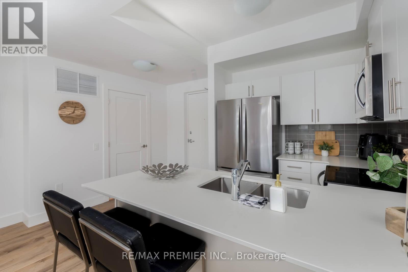 120 - 4 Kimberly Lane, Collingwood, Ontario  L9Y 5B4 - Photo 8 - S12788752