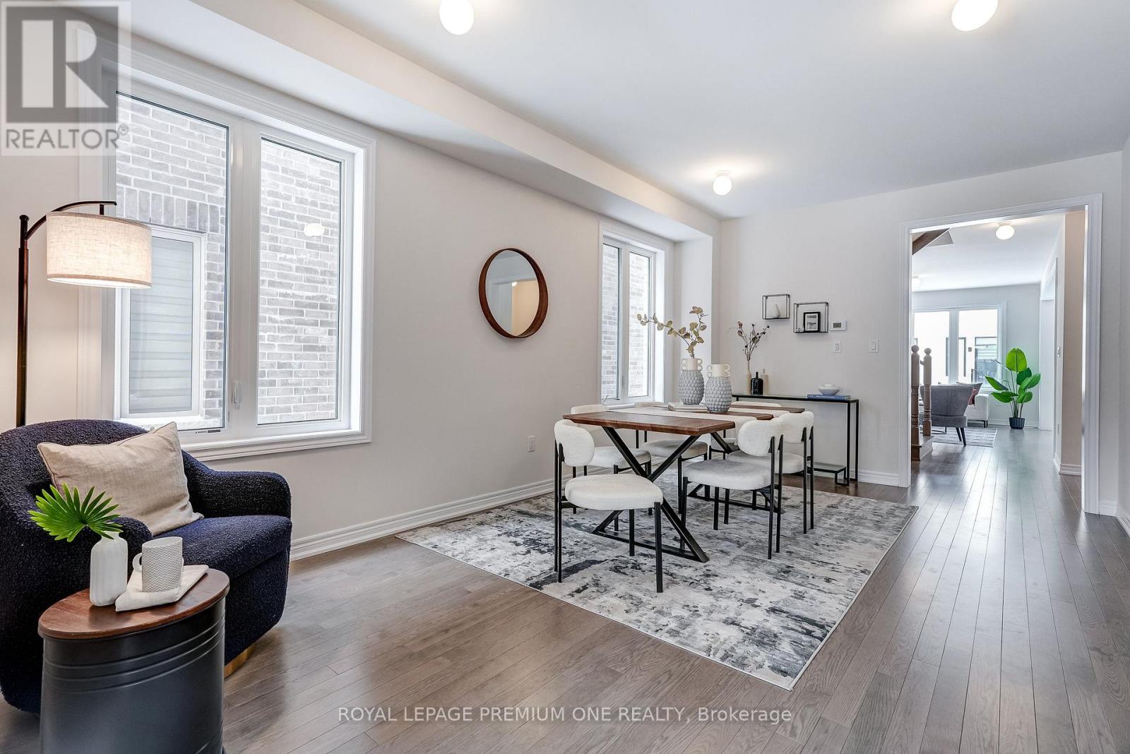 433 Kennedy Circle, Milton, Ontario  L9T 7E7 - Photo 8 - W12591224