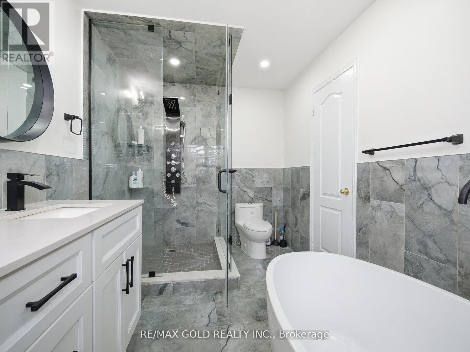 78 Passfield Trail, Brampton, Ontario  L6P 1V1 - Photo 17 - W12788726