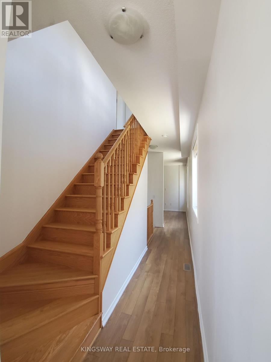 Upper - 593 Remembrance Road, Brampton, Ontario  L7A 4L2 - Photo 4 - W12788728