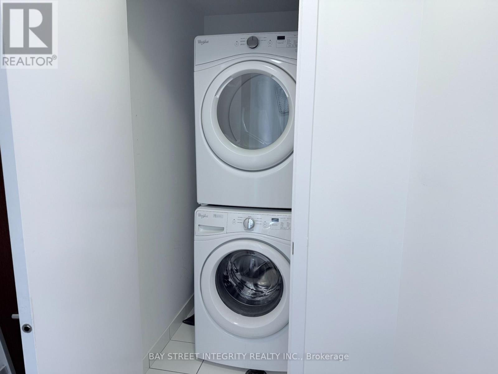 2418 - 30 Shore Breeze Drive, Toronto, Ontario  M8V 0J1 - Photo 24 - W12788732