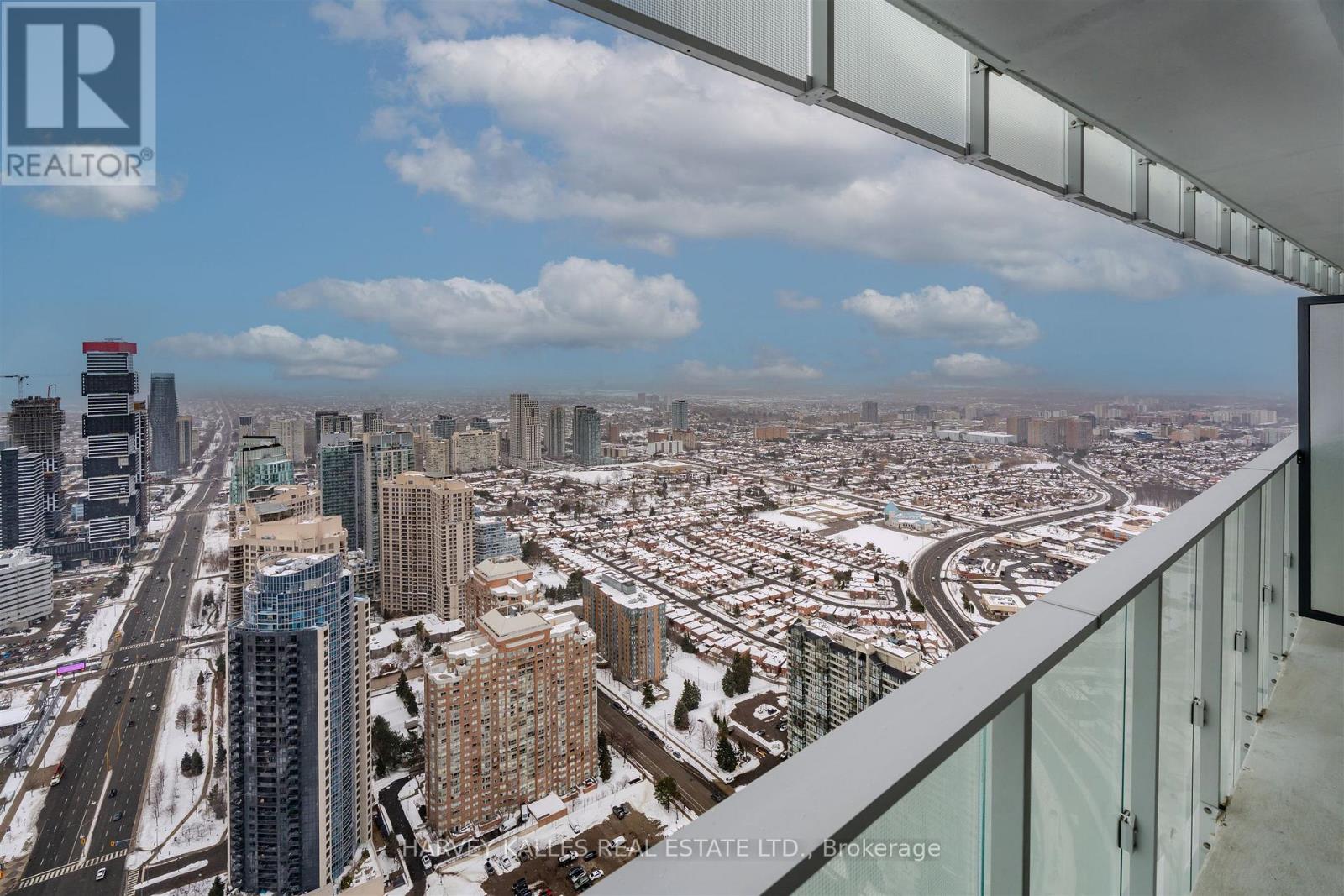 5211 - 3900 Confederation Parkway, Mississauga, Ontario  L5B 0M3 - Photo 22 - W12788780