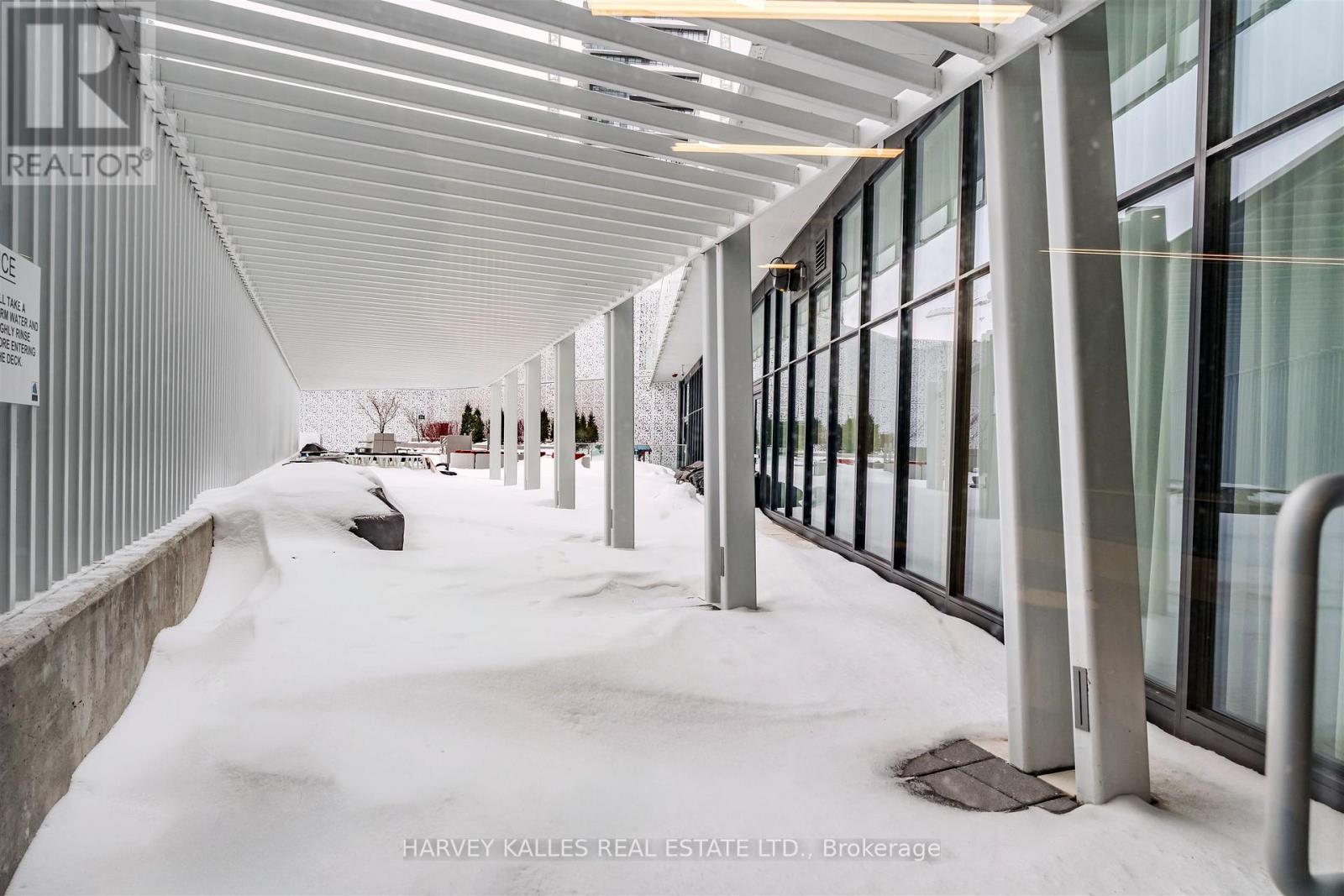 5211 - 3900 Confederation Parkway, Mississauga, Ontario  L5B 0M3 - Photo 34 - W12788780