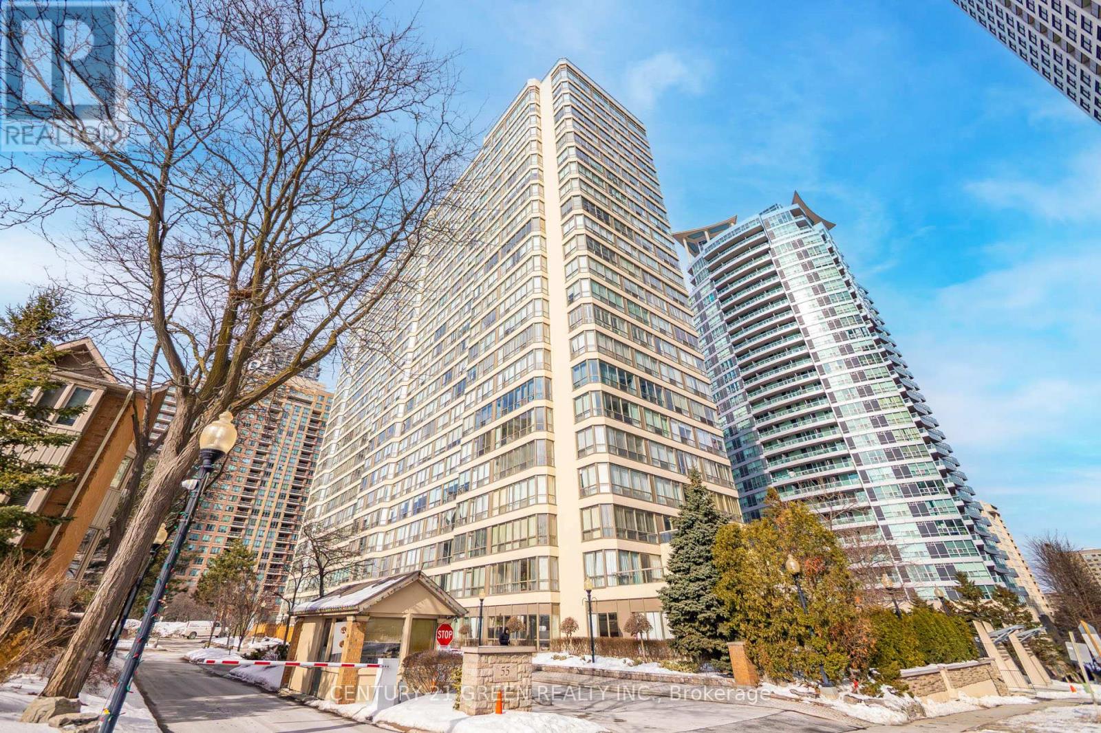 1201 - 55 Elm Drive W, Mississauga, Ontario  L5B 3Z3 - Photo 2 - W12788798