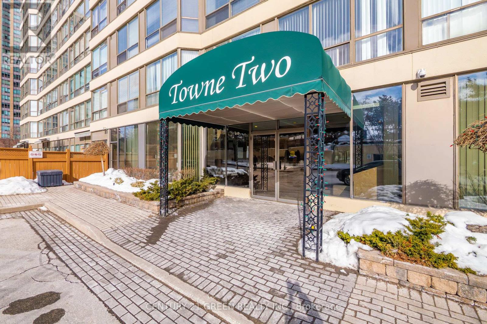 1201 - 55 Elm Drive W, Mississauga, Ontario  L5B 3Z3 - Photo 4 - W12788798