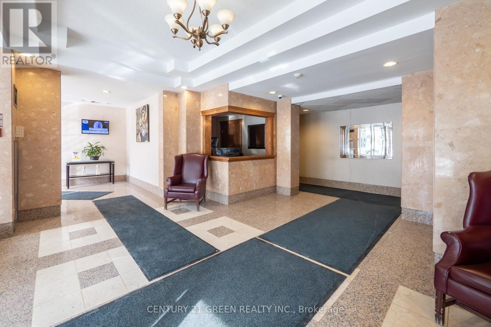 1201 - 55 Elm Drive W, Mississauga, Ontario  L5B 3Z3 - Photo 5 - W12788798