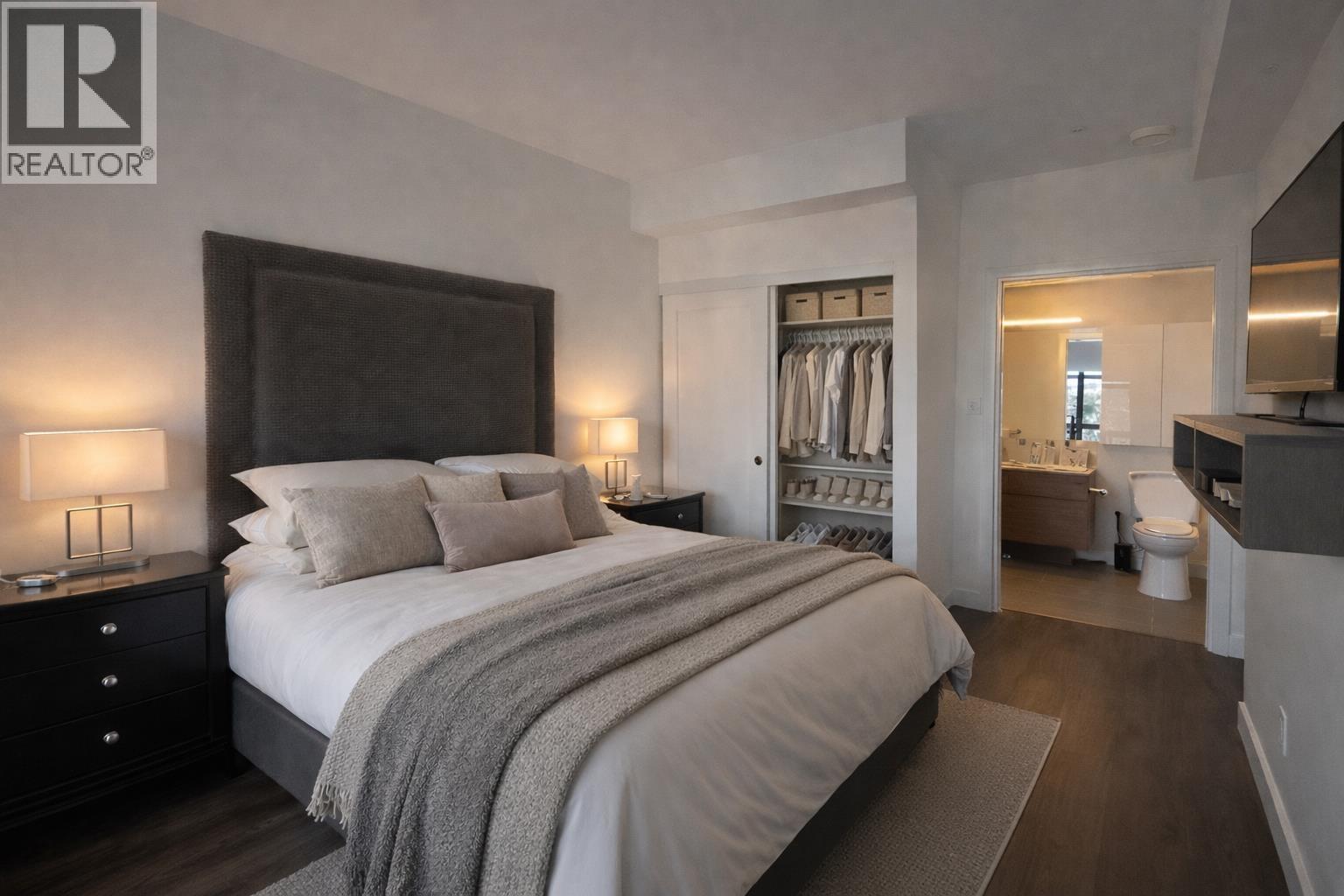 501 2446 Shaughnessy Street, Port Coquitlam, British Columbia  V3C 3E5 - Photo 2 - R3089855