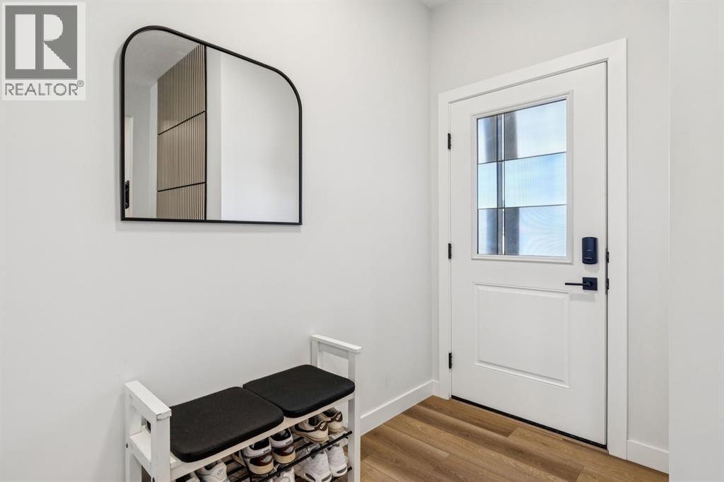 170 Creekstone Path Sw, Calgary, Alberta  T2X 4P8 - Photo 3 - A2285765