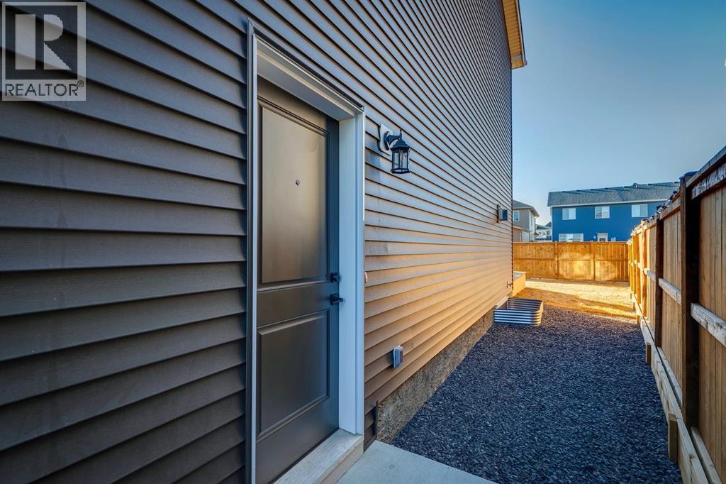 170 Creekstone Path Sw, Calgary, Alberta  T2X 4P8 - Photo 48 - A2285765