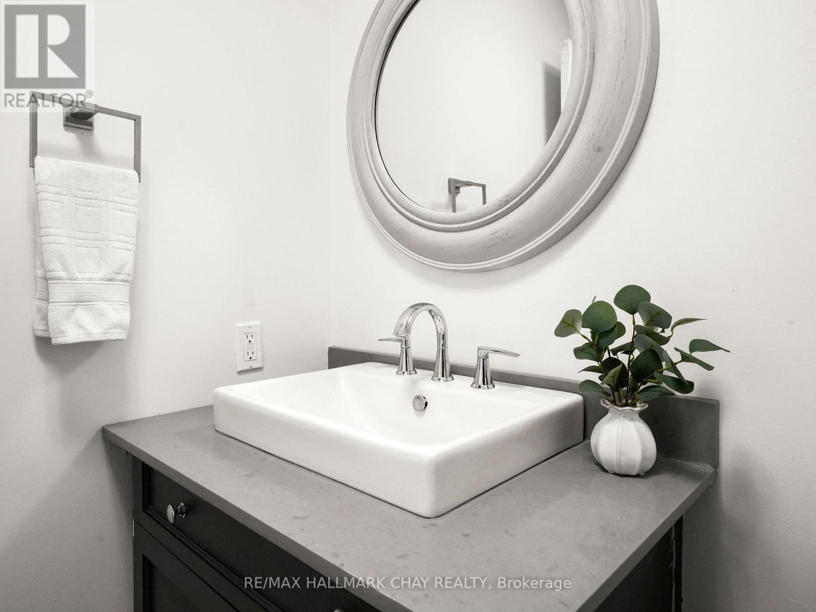 42 Mountainview Road, Mulmur, Ontario  L0N 1M0 - Photo 21 - X12788738