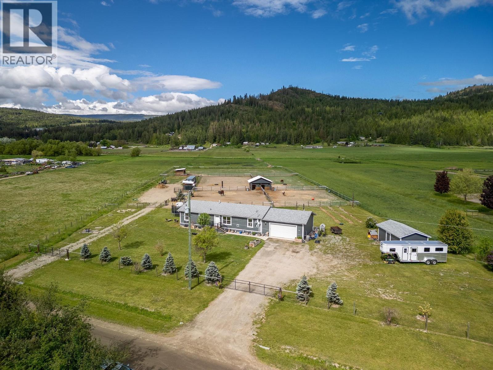 94 Tomkinson Road, Grindrod, British Columbia  V0E 1Y0 - Photo 7 - 10375984