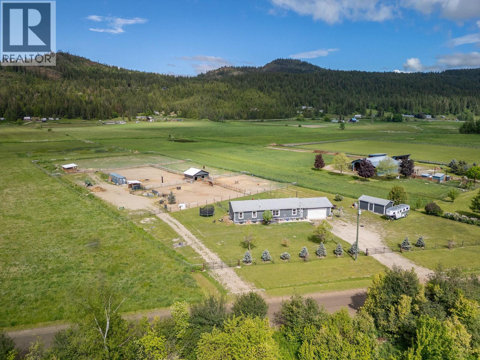 94 Tomkinson Road, Grindrod, British Columbia  V0E 1Y0 - Photo 8 - 10375984