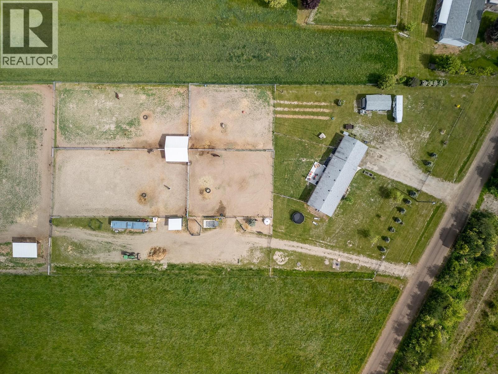 94 Tomkinson Road, Grindrod, British Columbia  V0E 1Y0 - Photo 9 - 10375984