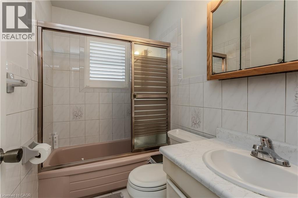 4 Cherry Avenue, Grimsby, Ontario  L3M 2G9 - Photo 22 - 40804428